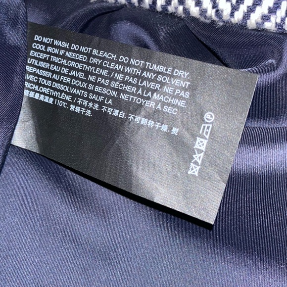 Theory Mini Skirt - Picture 6 of 11